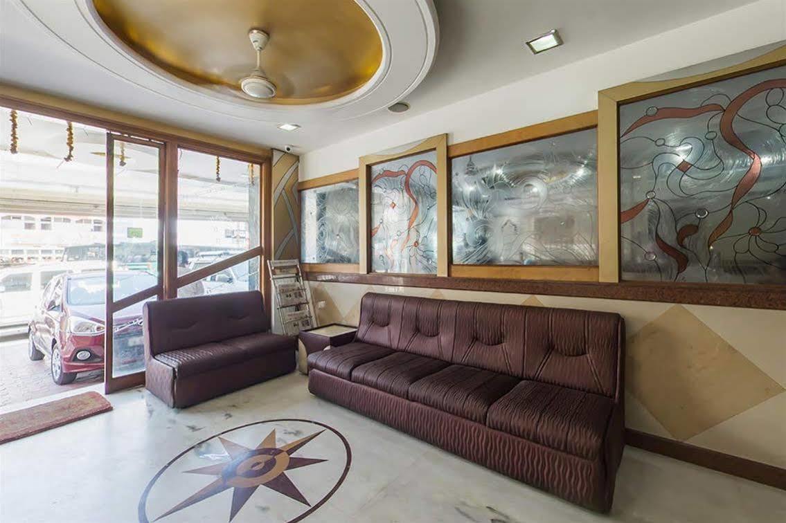 Hotel Aryaas Ressidence Тирунелвели Экстерьер фото
